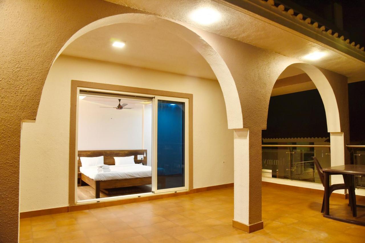 Jimmy Beach Resort Alībāg Zewnętrze zdjęcie