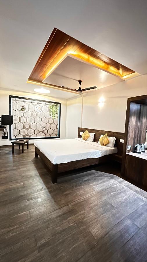 Jimmy Beach Resort Alībāg Zewnętrze zdjęcie